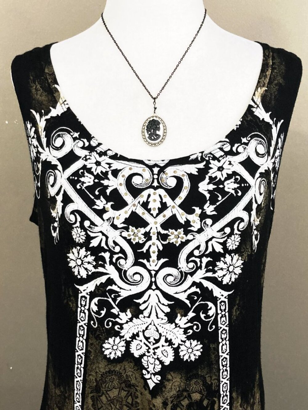 INITIATIVES Long black gold brown handkerchief hem ornate floral tank top MEDIUM - Picture 4 of 15